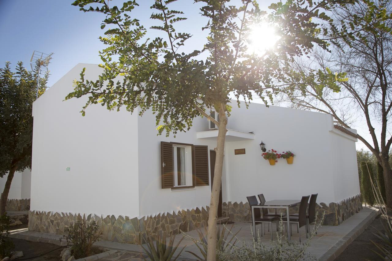 Apartamentos Puerta Sierra Puerto Serrano Kültér fotó